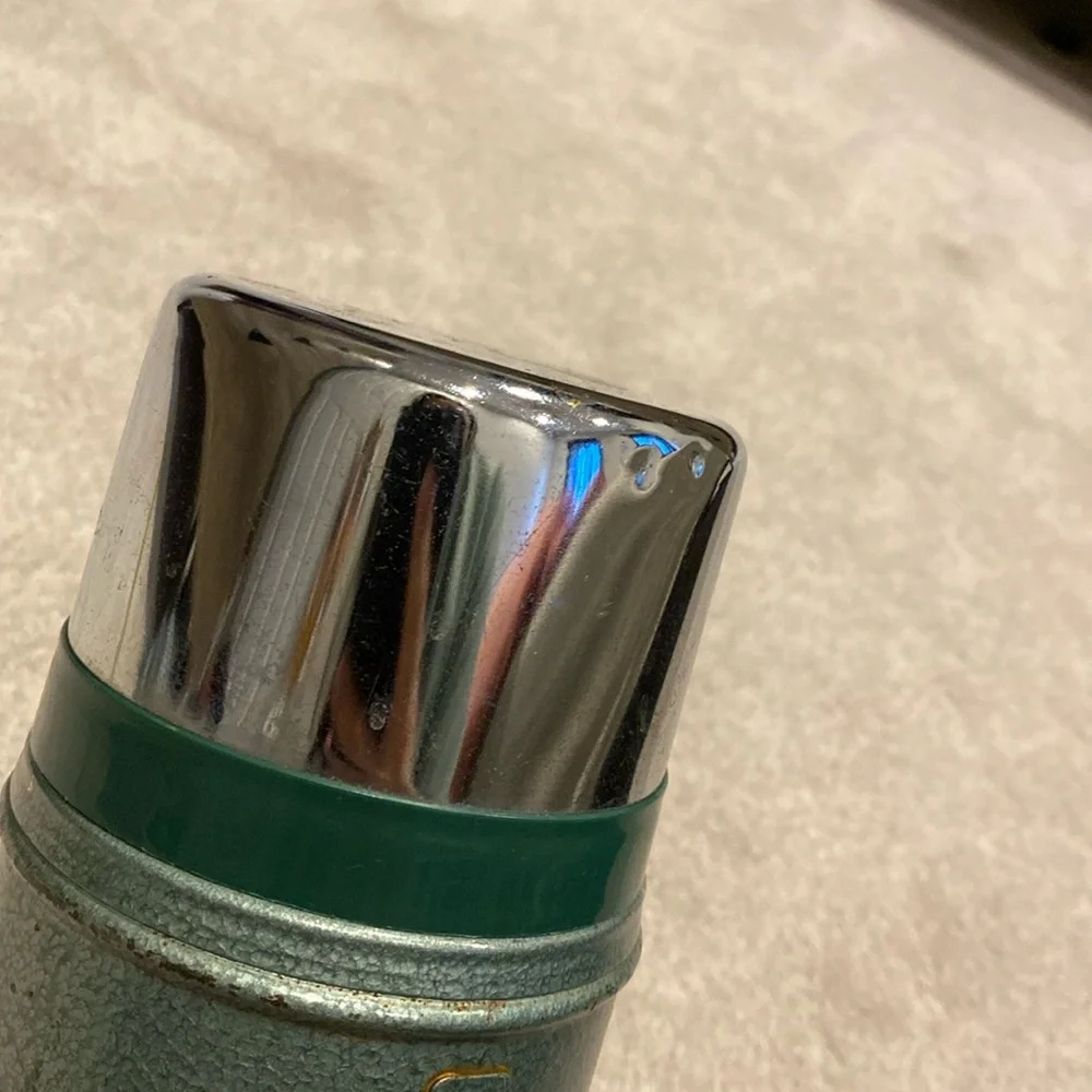Stanley Classic Green and Silver Thermos - Picture 10 of 10